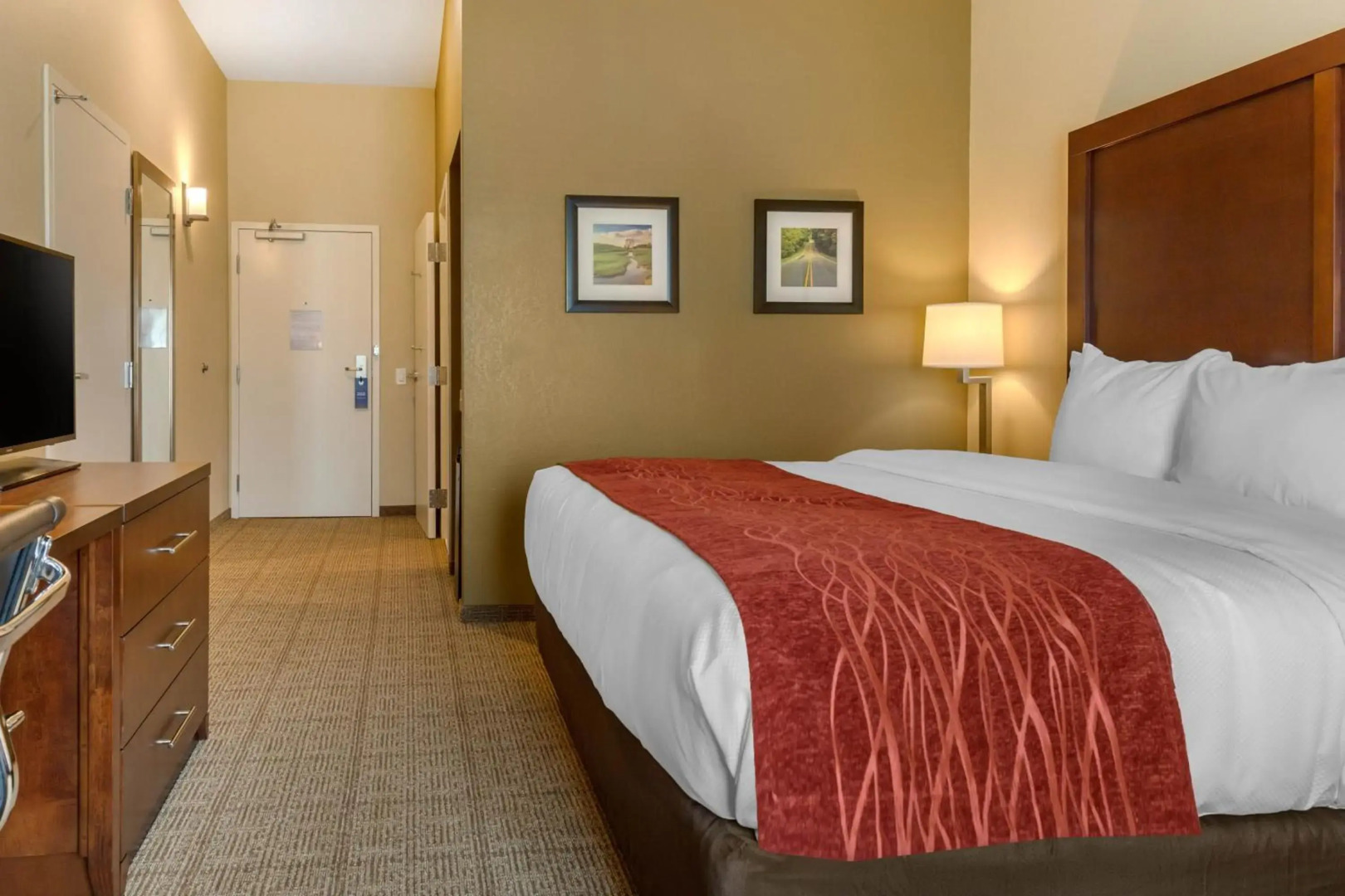 Comfort Inn & Suites