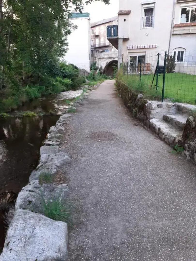 Studio En Plein Centre Ville - 2 a 4 Personnes