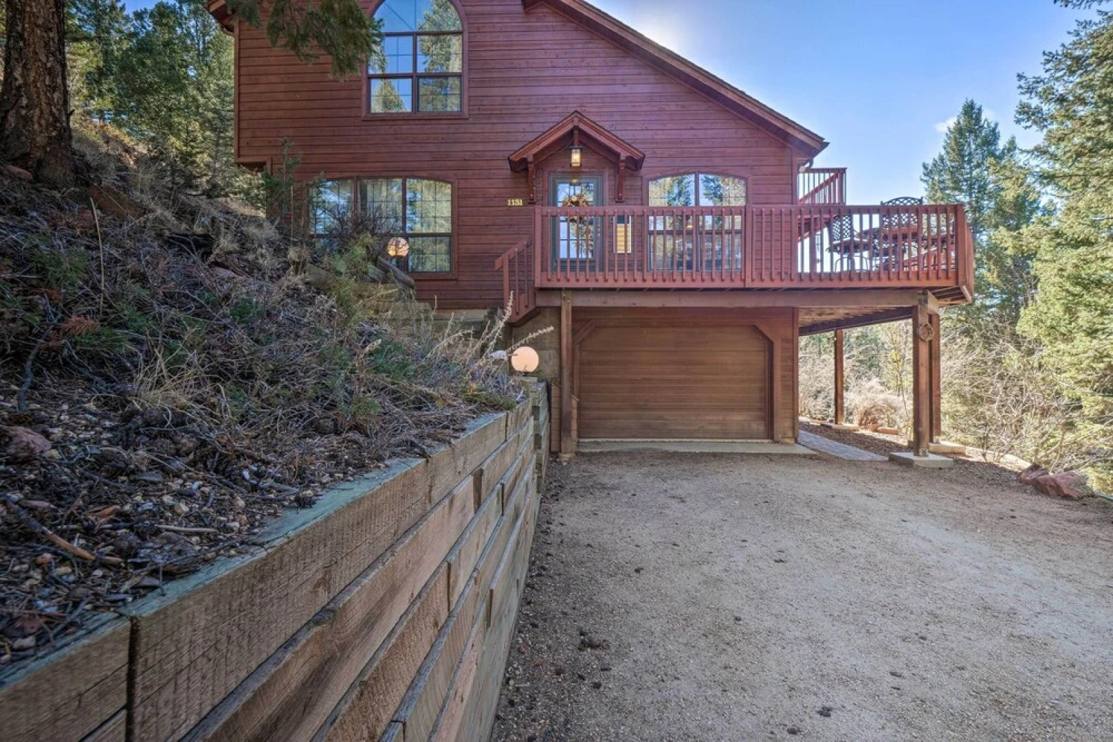 Expansive Mountain Retreat w/ Views of Pikes Peak!