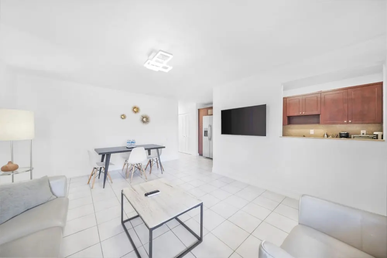 Waterfront One-Bedroom Apt