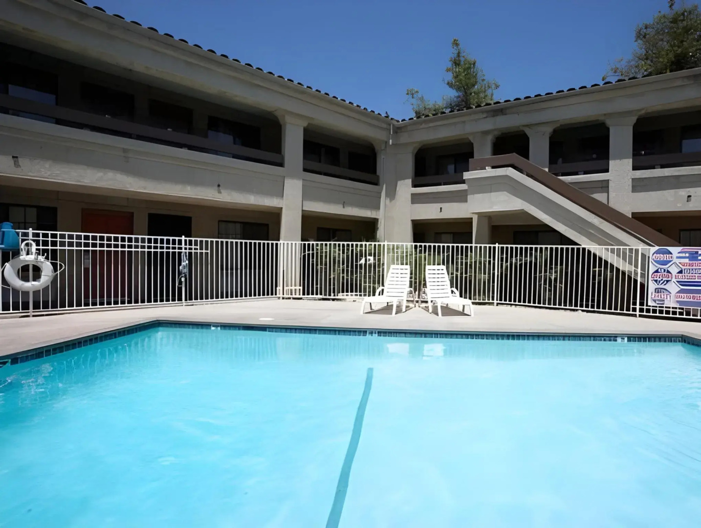 Premier Inns Thousand Oaks
