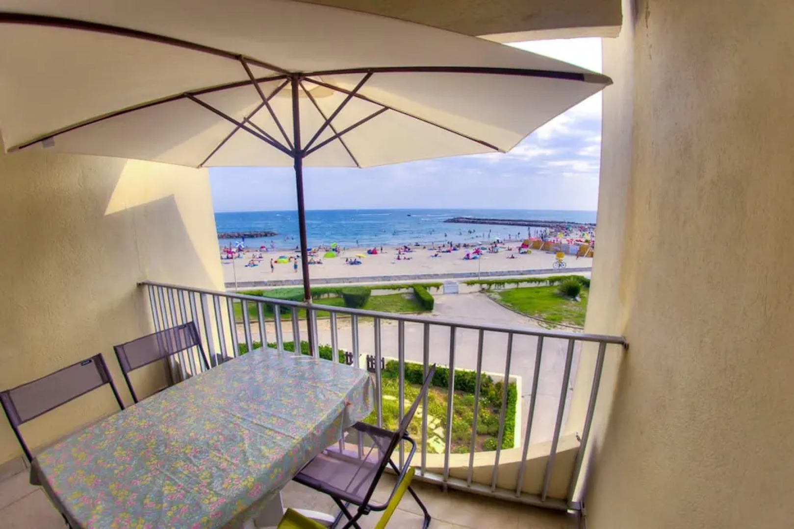 Apartment With 2 Bedrooms in Palavas-les-flots, With Wonderful sea Vie