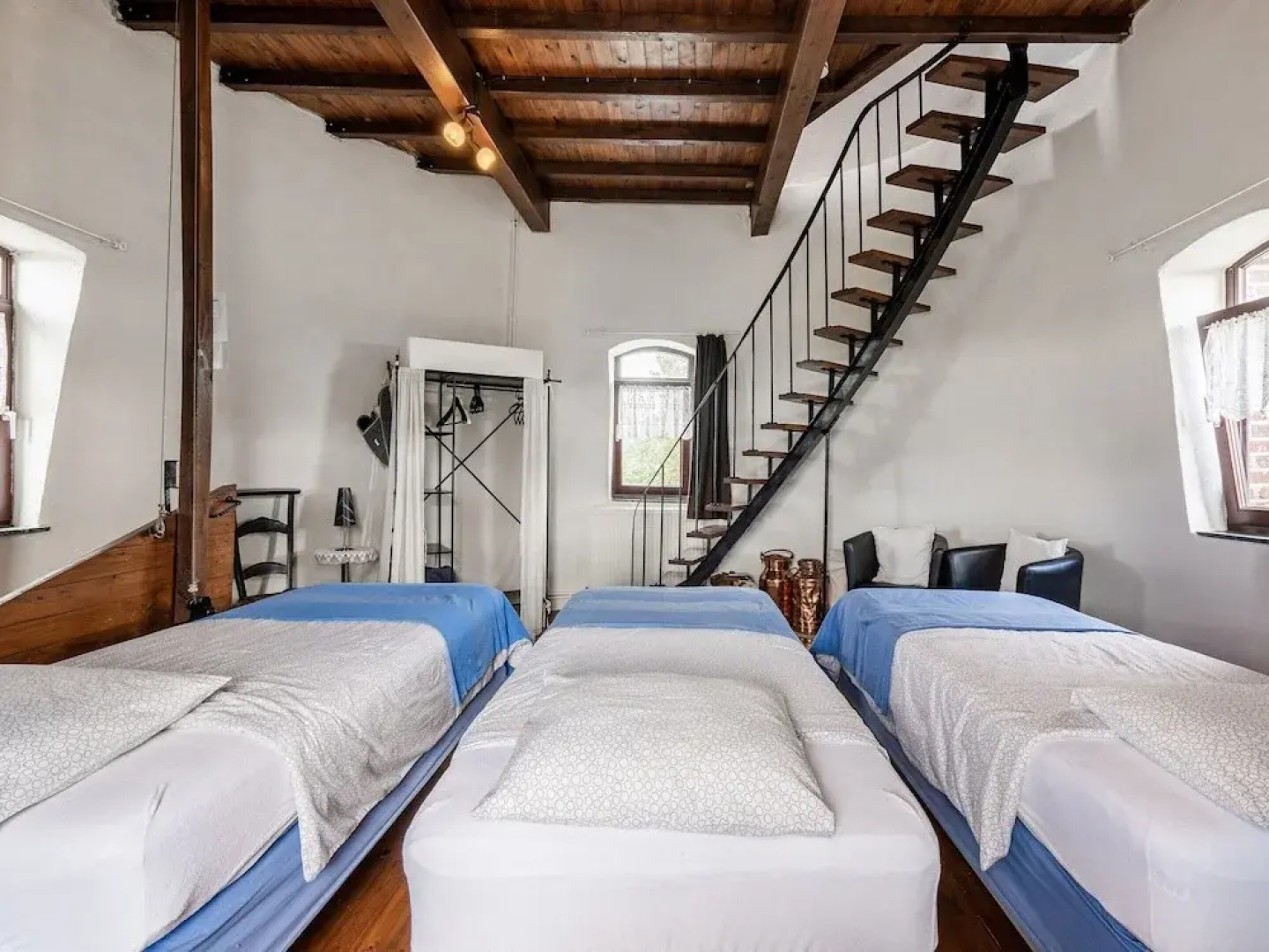 Charming Nieuwpoort Mill Retreat