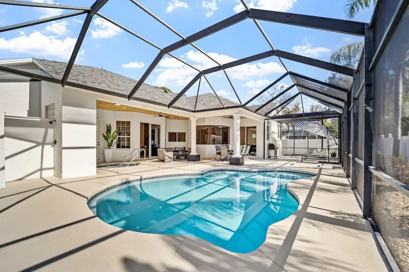 Luxury Retreat With Pool in Palm Coast