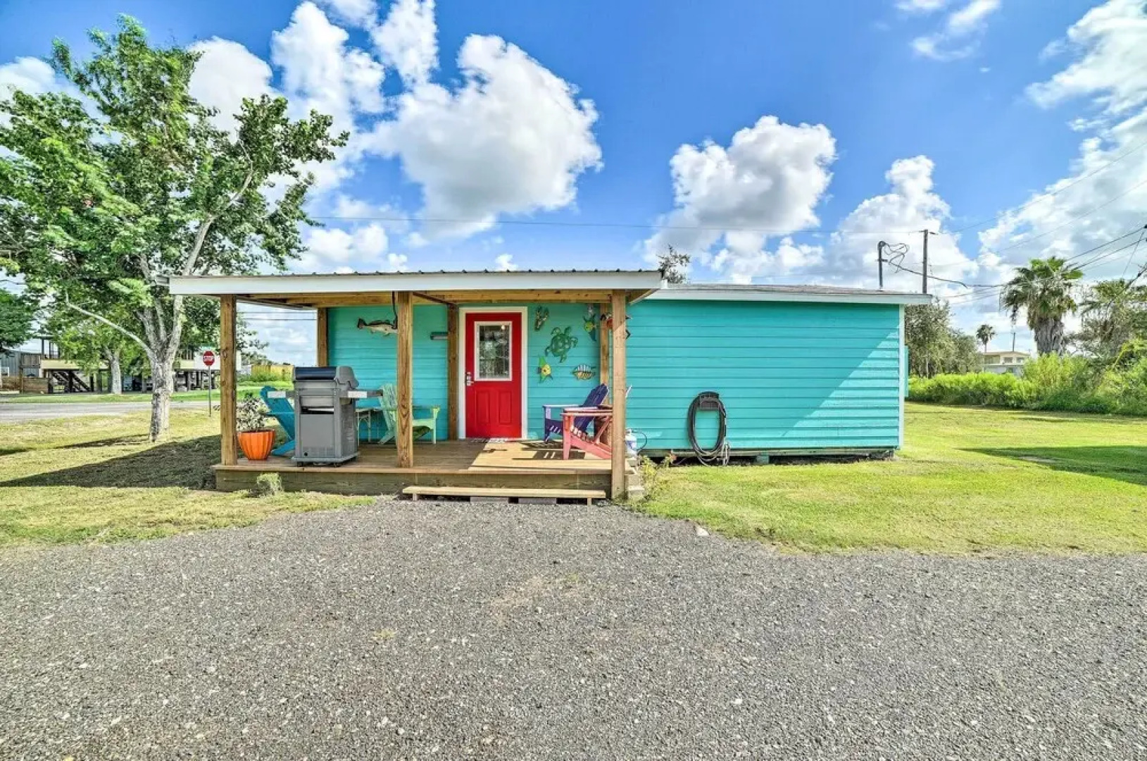 4 Mi to Beach & Fishing: Rockport Cottage w/ Deck!