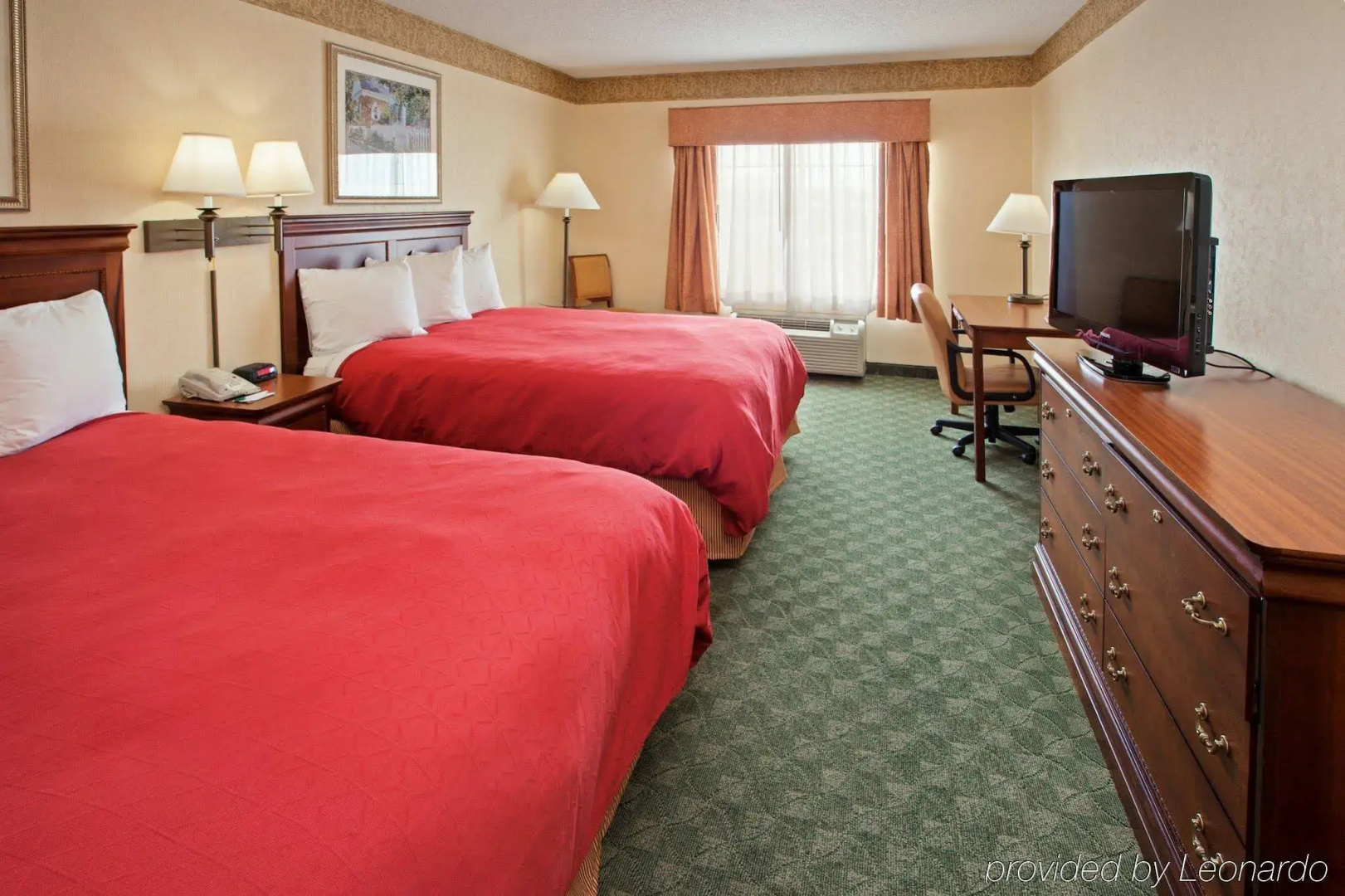 Red Roof Inn & Suites Berea