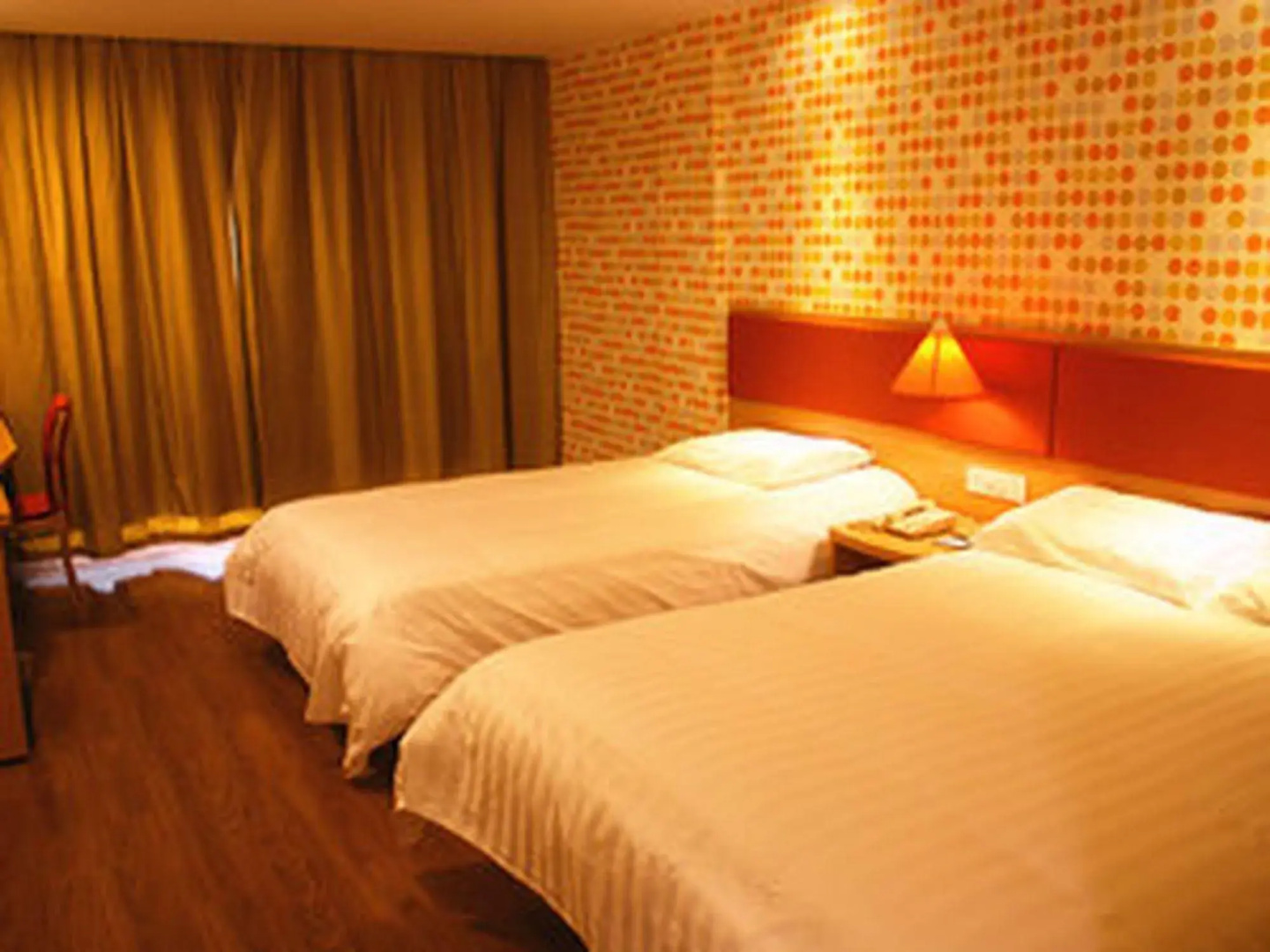 Home Inns Shanghai Hunan Road Kangqiao Hotel
