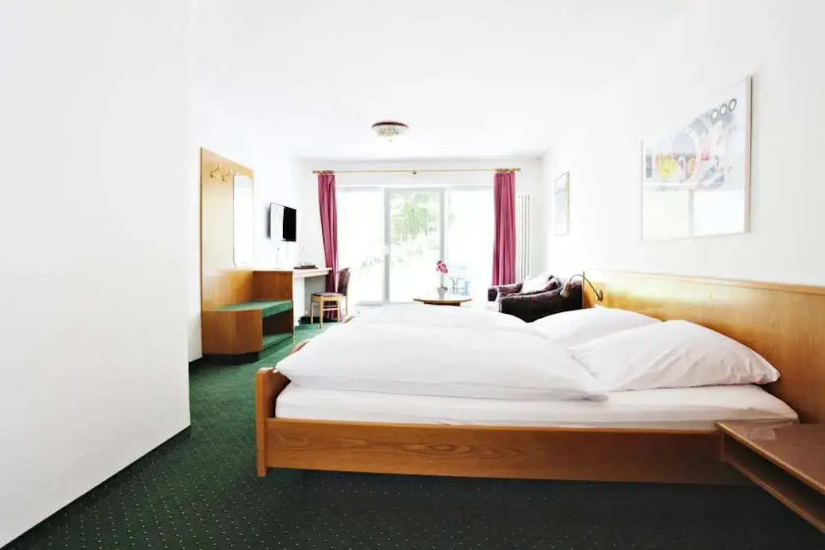 Hotel-gasthof Neumühle