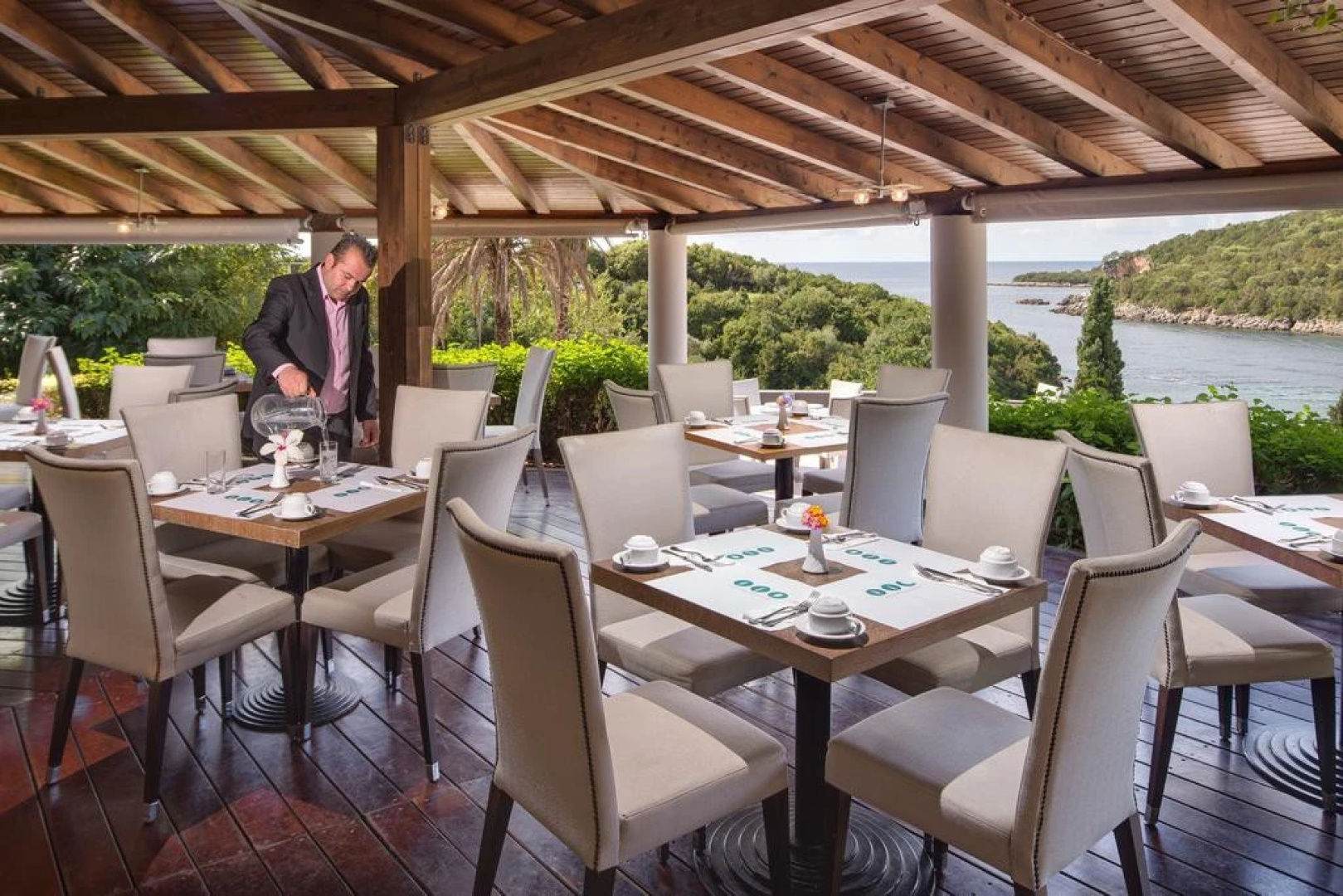 Mövenpick Resort Agios Nikolaos Sivota
