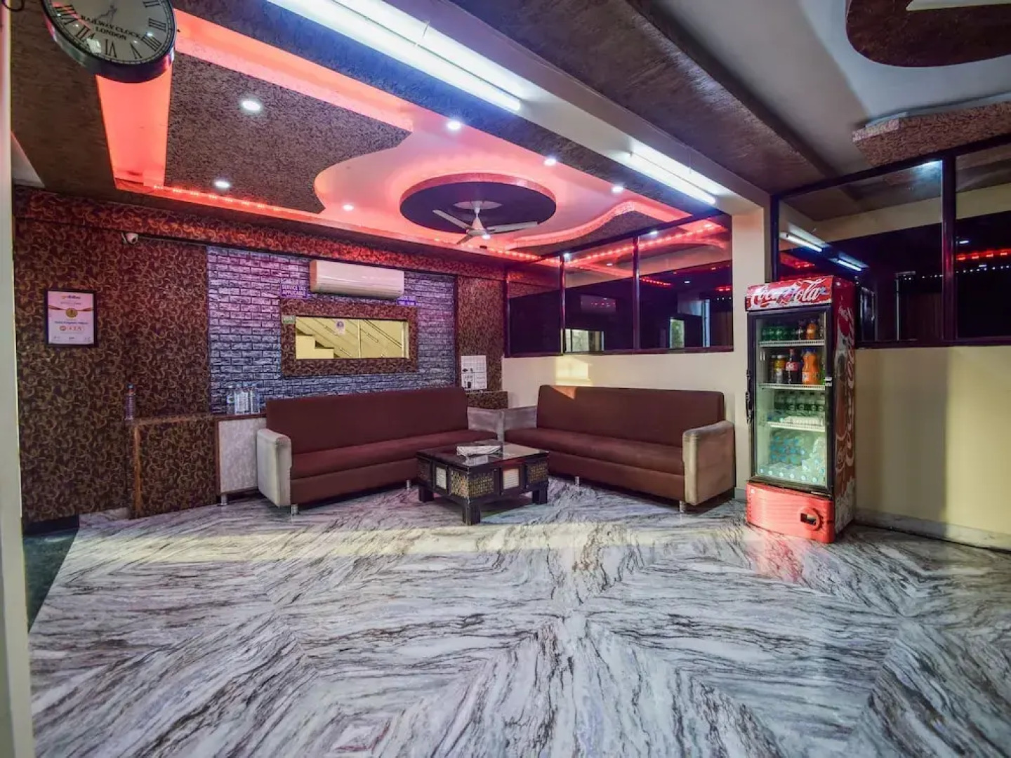 Hotel Kingdom Palace