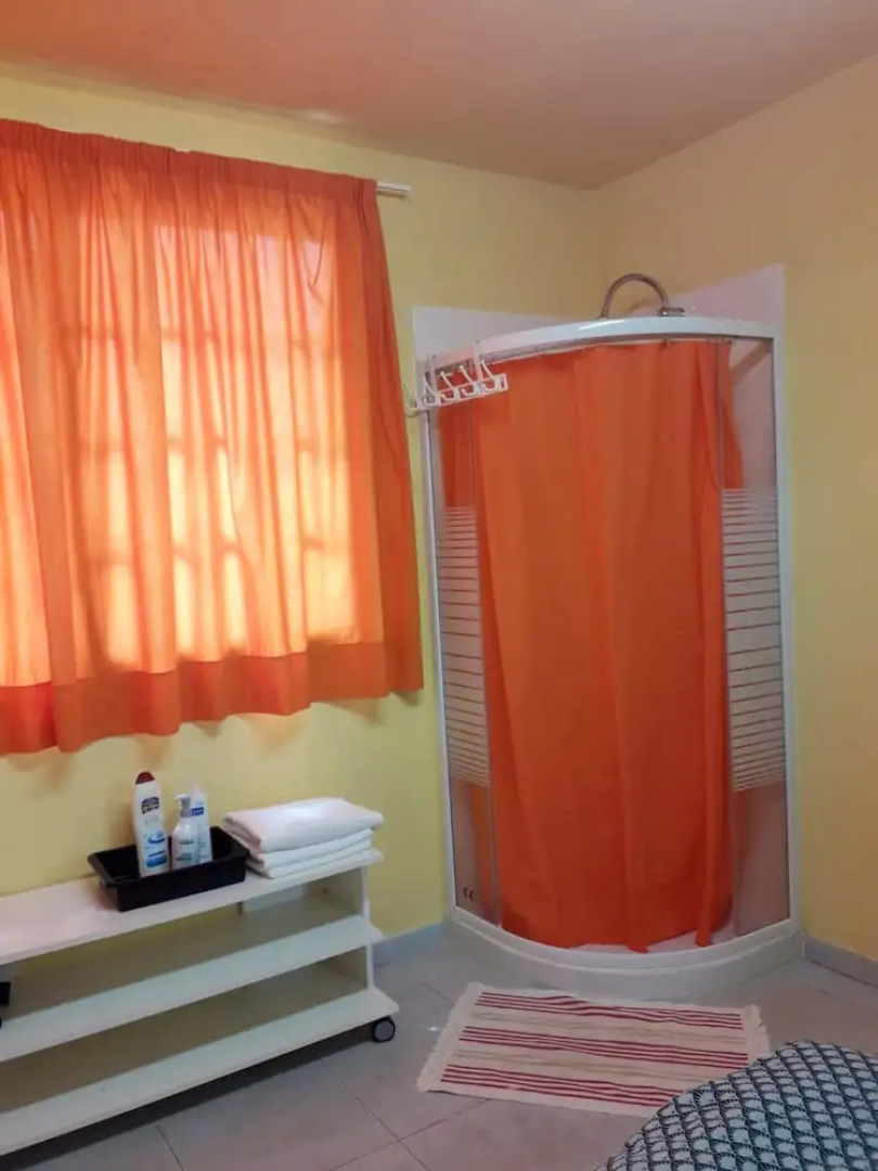 House with One Bedroom in la Caleta de Interián, with Wonderful Sea View And Wifi - 72 M From the Beach