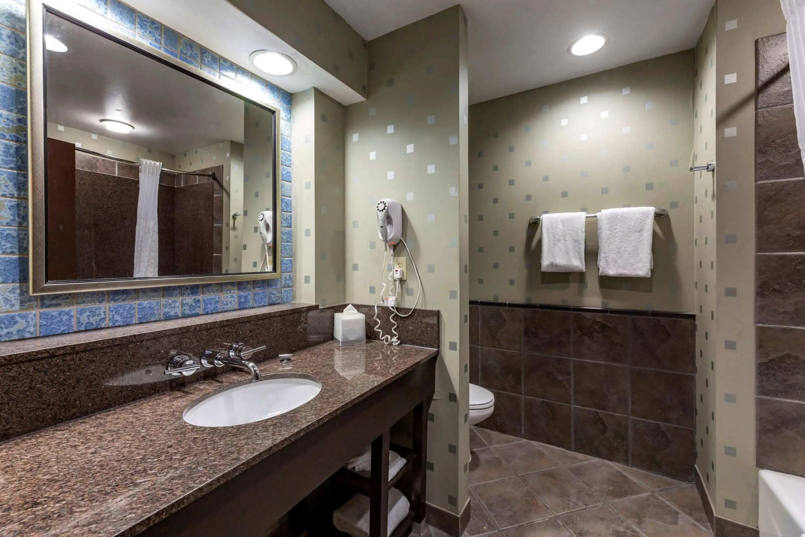 Comfort Suites Perrysburg - Toledo South