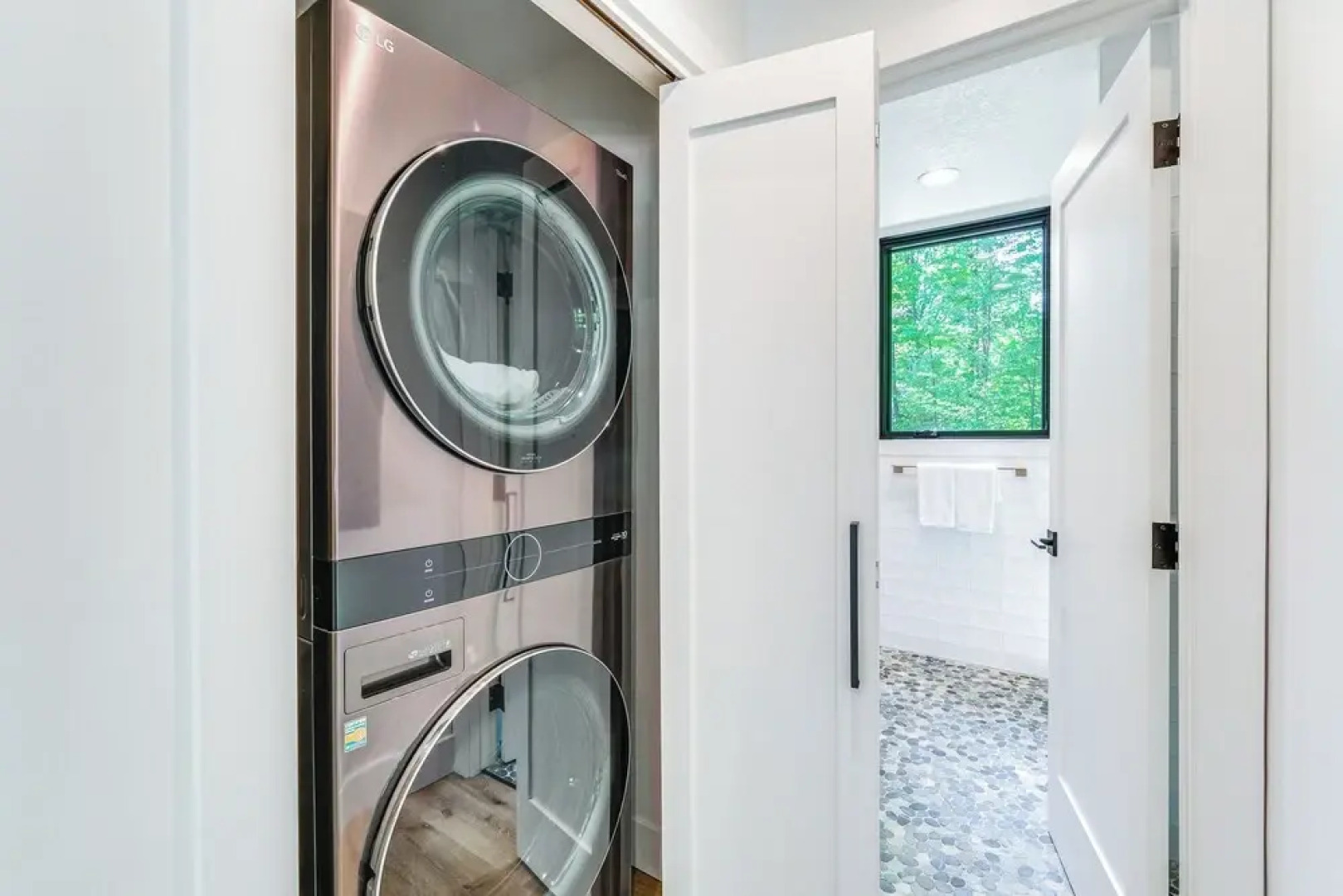 Modern Bellaire Cabin < 5 Mi to Lake & Slopes!