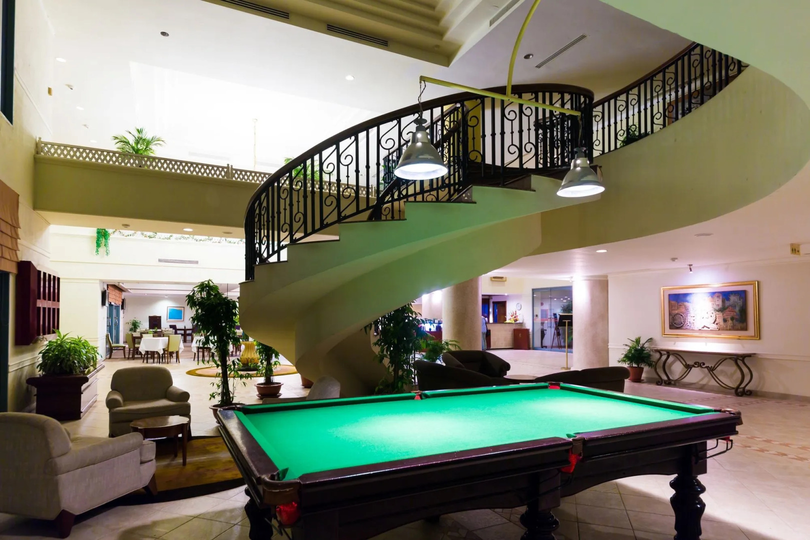 Diamond Westlake Suites