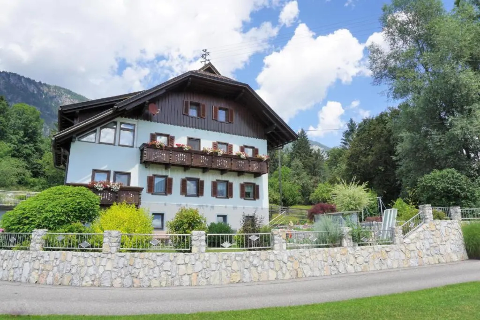 Gästehaus im Wiesengrund