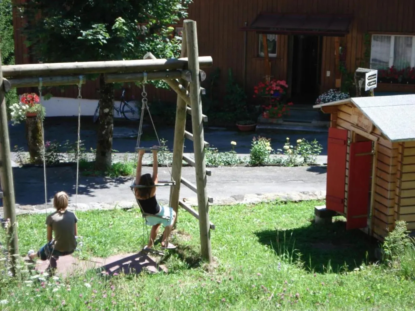 Adrenalin Backpackers Hostel