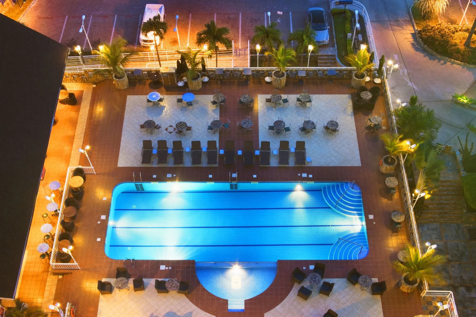 Holiday Inn Accra Airport