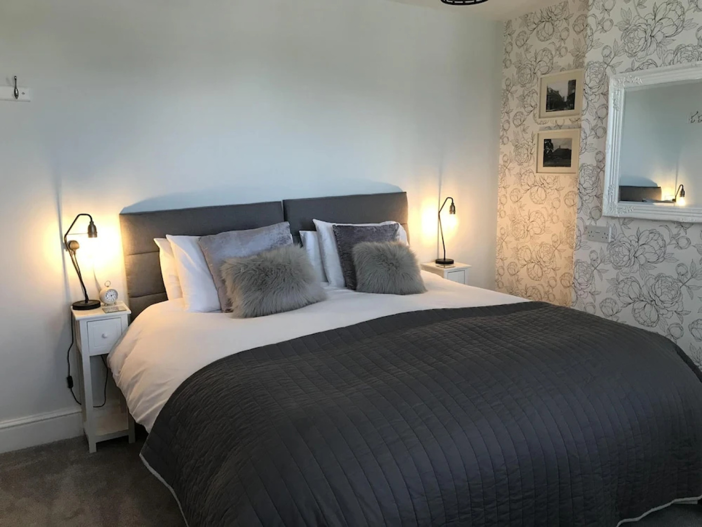 The Glastonbury Townhouse