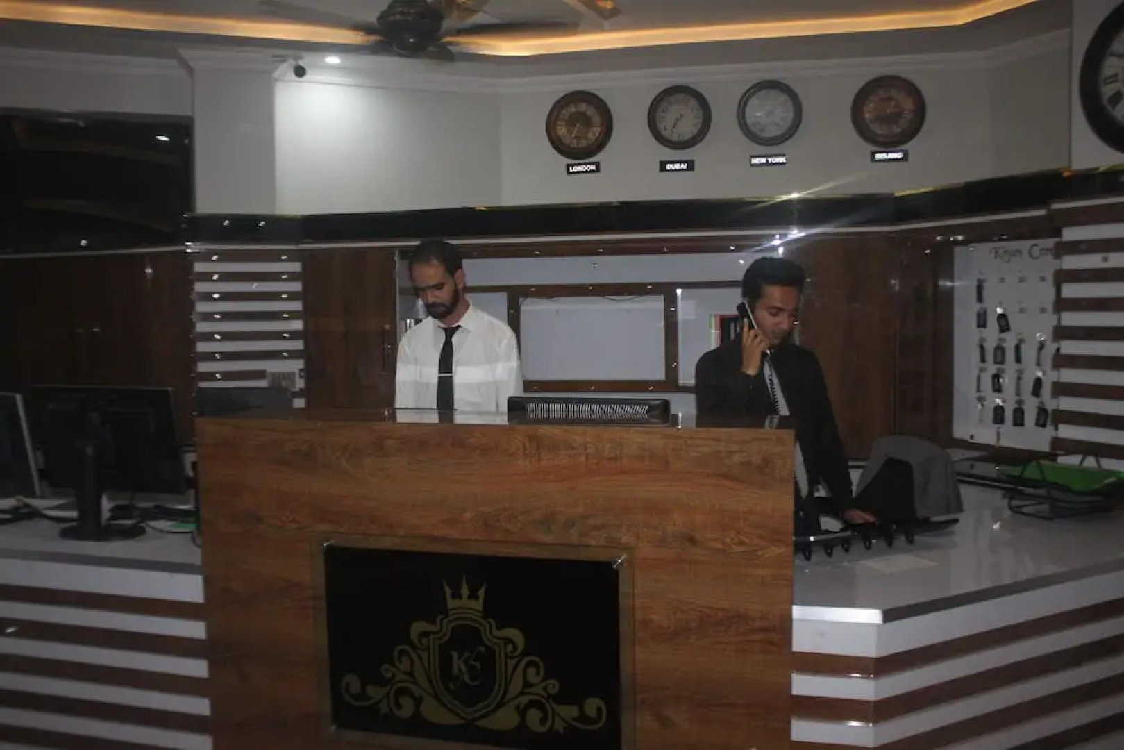 Khan Continental Hotel & Restaurant