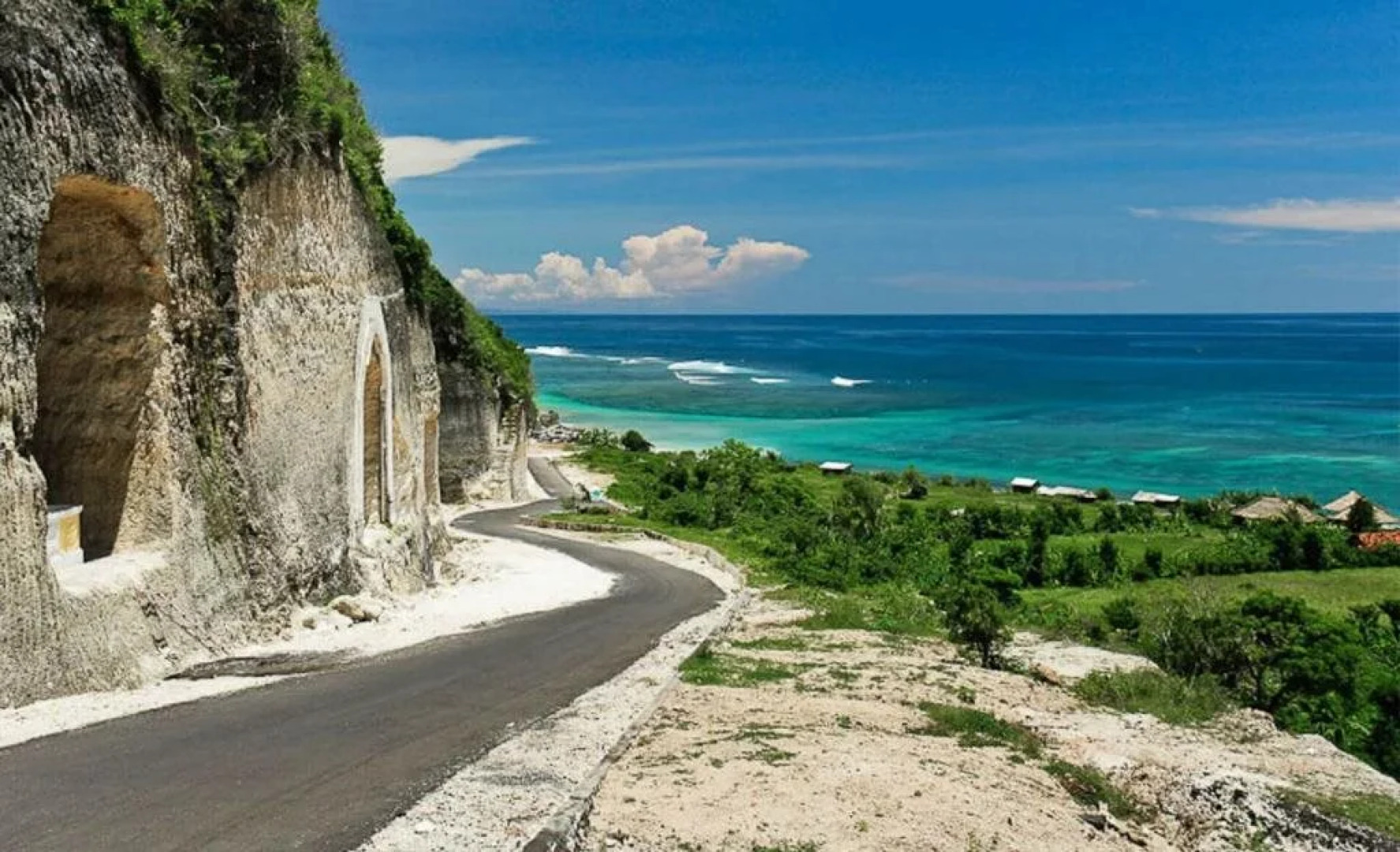 Sama Sama Suites and Restaurant