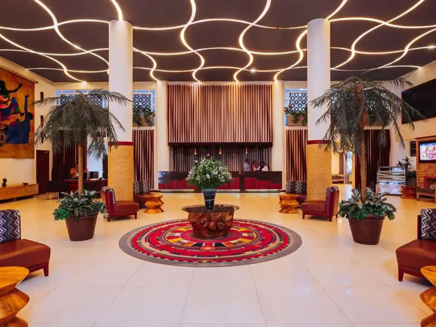 Отель Mövenpick Hotel & Residences Nairobi