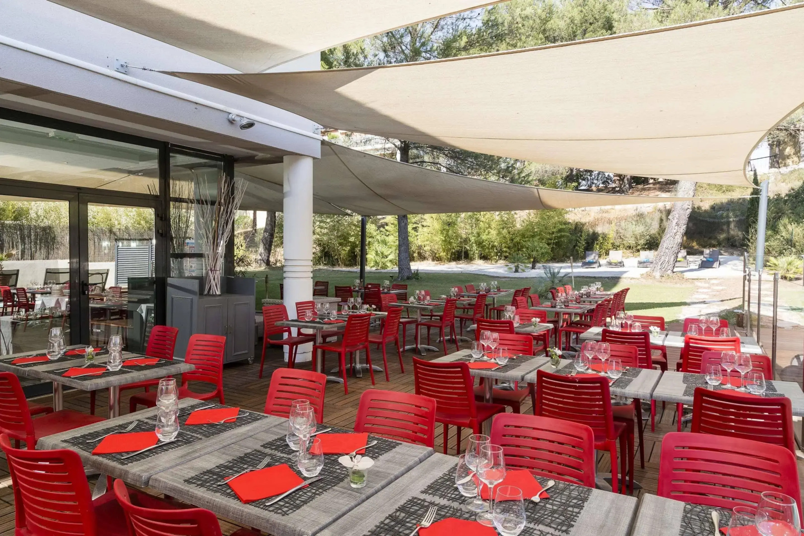 Mercure Aix-en-Provence La Duranne Gare TGV