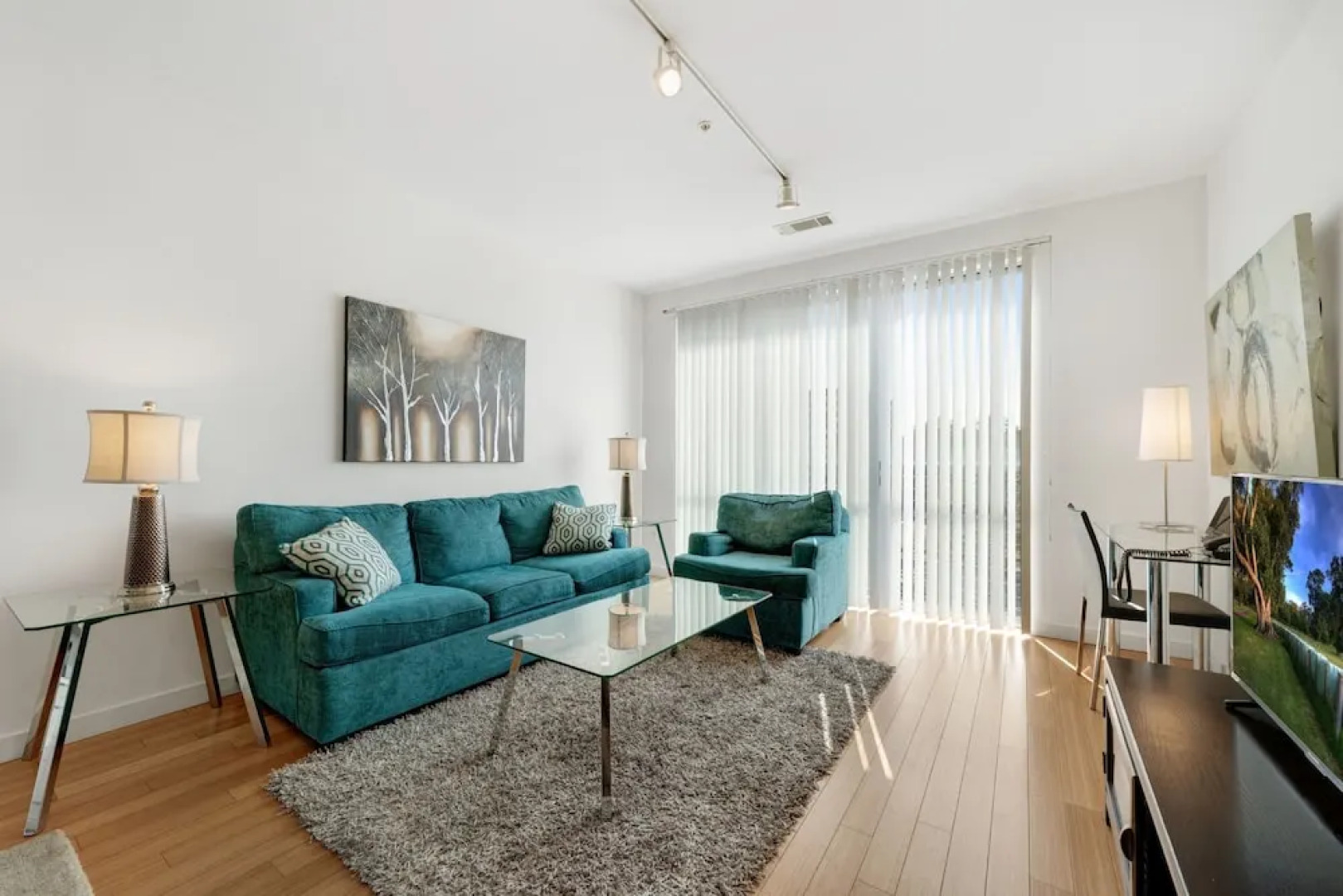 Global Luxury Suites at Downtown Stamford