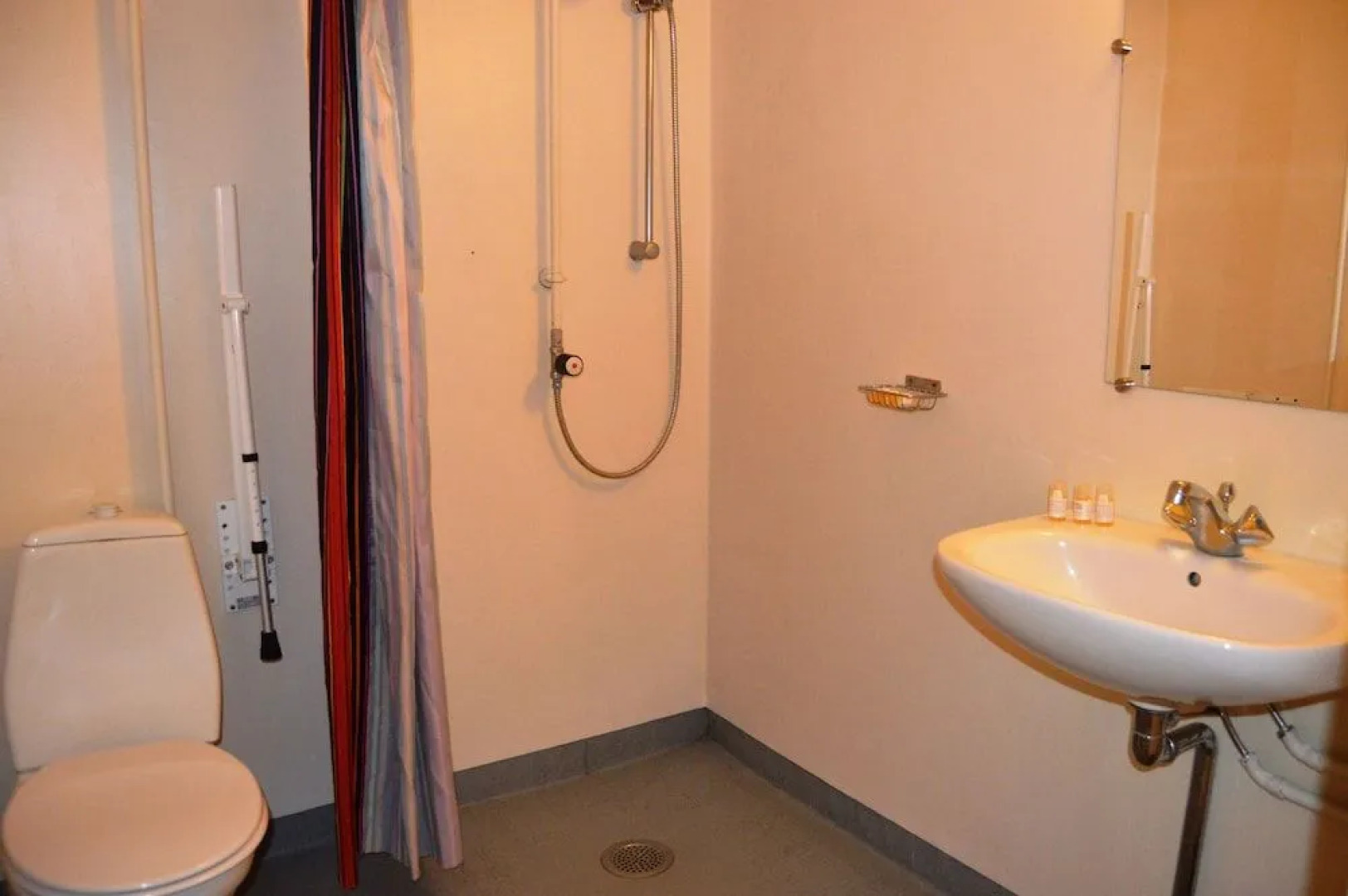 Danhostel Thorhallen Jels