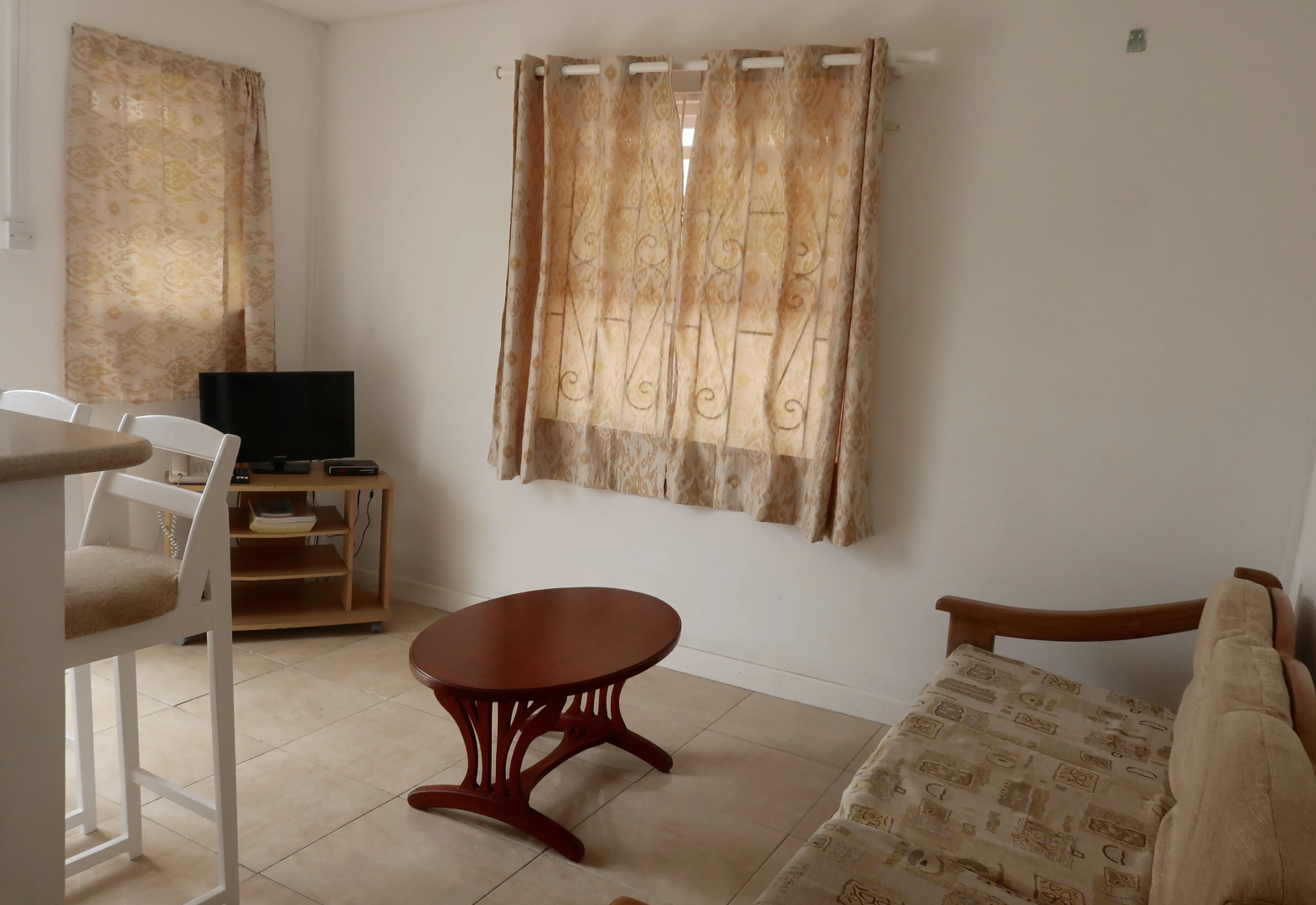 Adulo Apartments