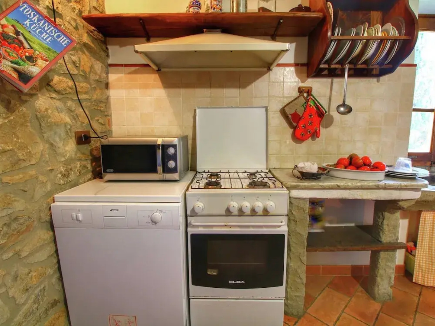 Striking Farmhouse, Ortignano