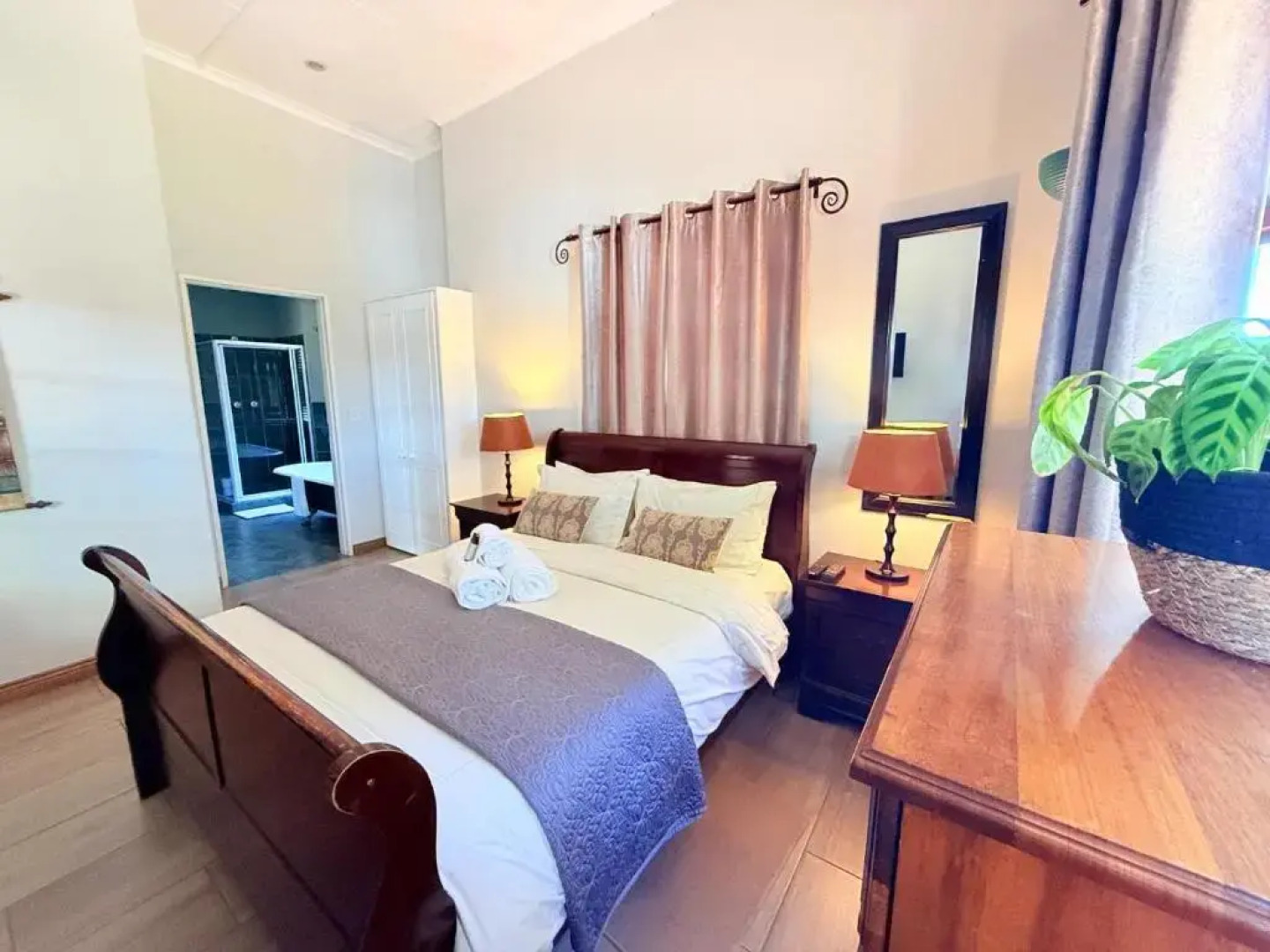 Kniff Un Gaffel Guest House