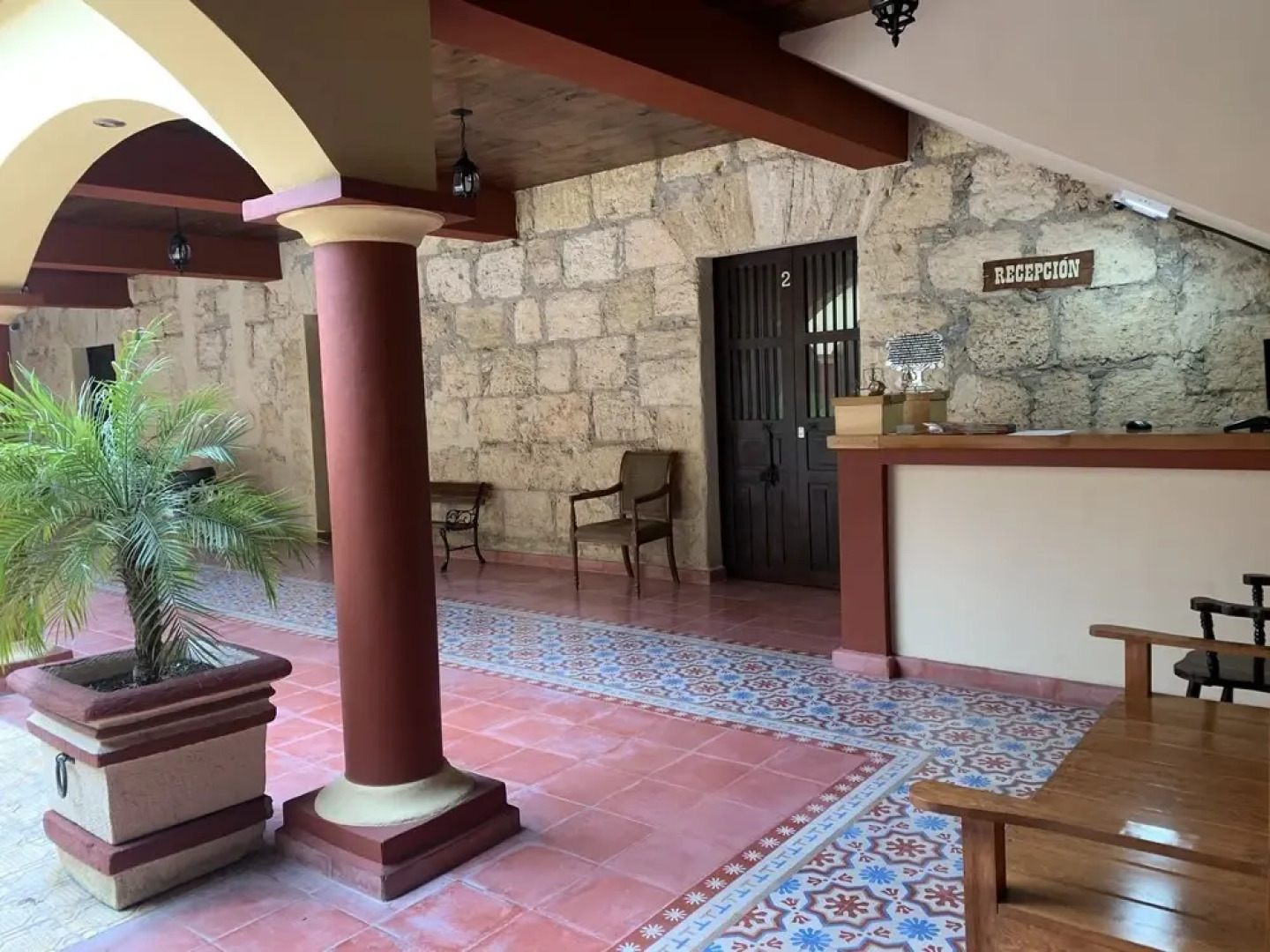 Zapata Hotel y Plaza