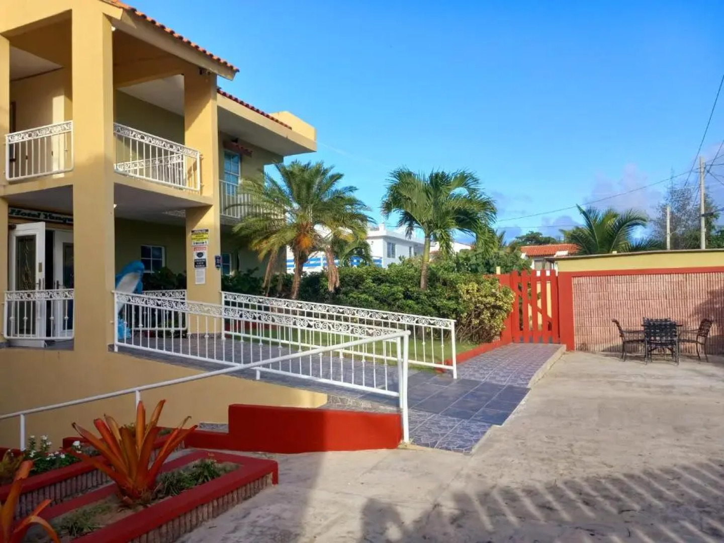 Yunque Mar Beach Hotel