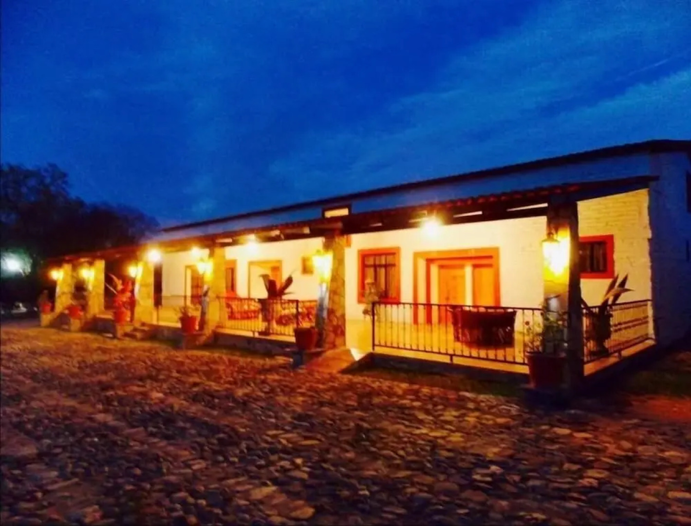 Guamúchil Parque Acuático & Cabañas