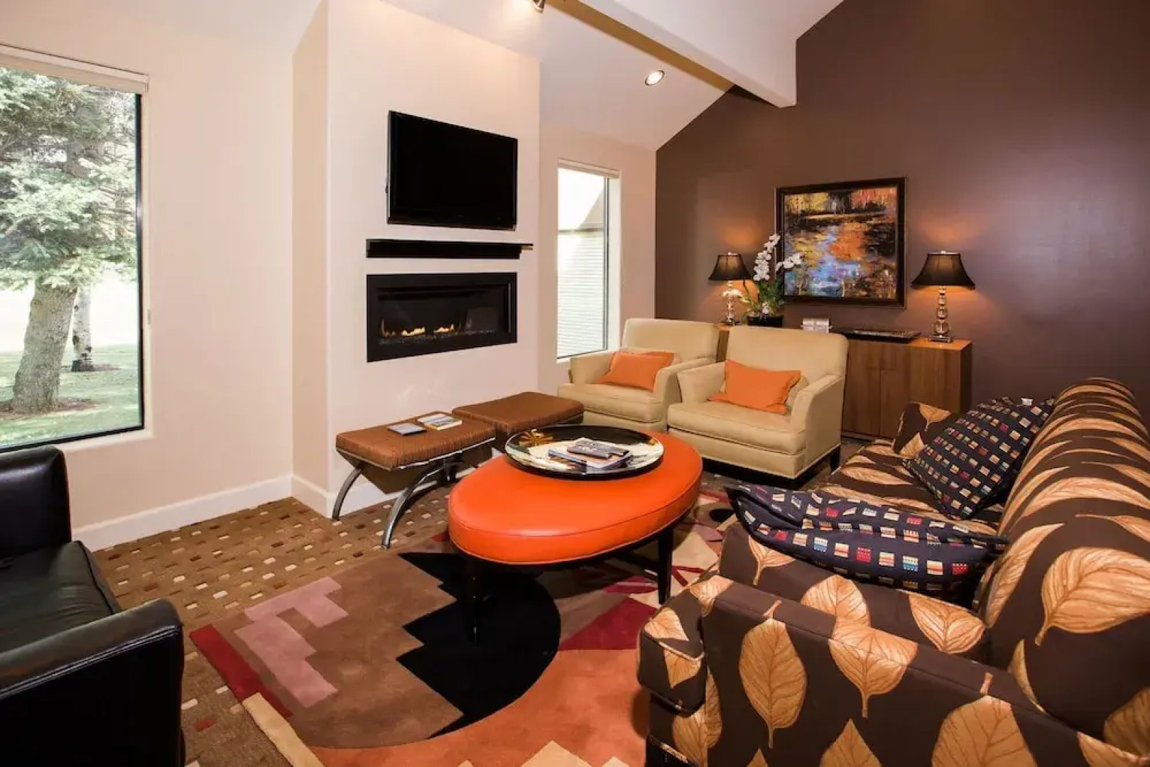 Three Kings Condo Near the Lifts by RedAwning