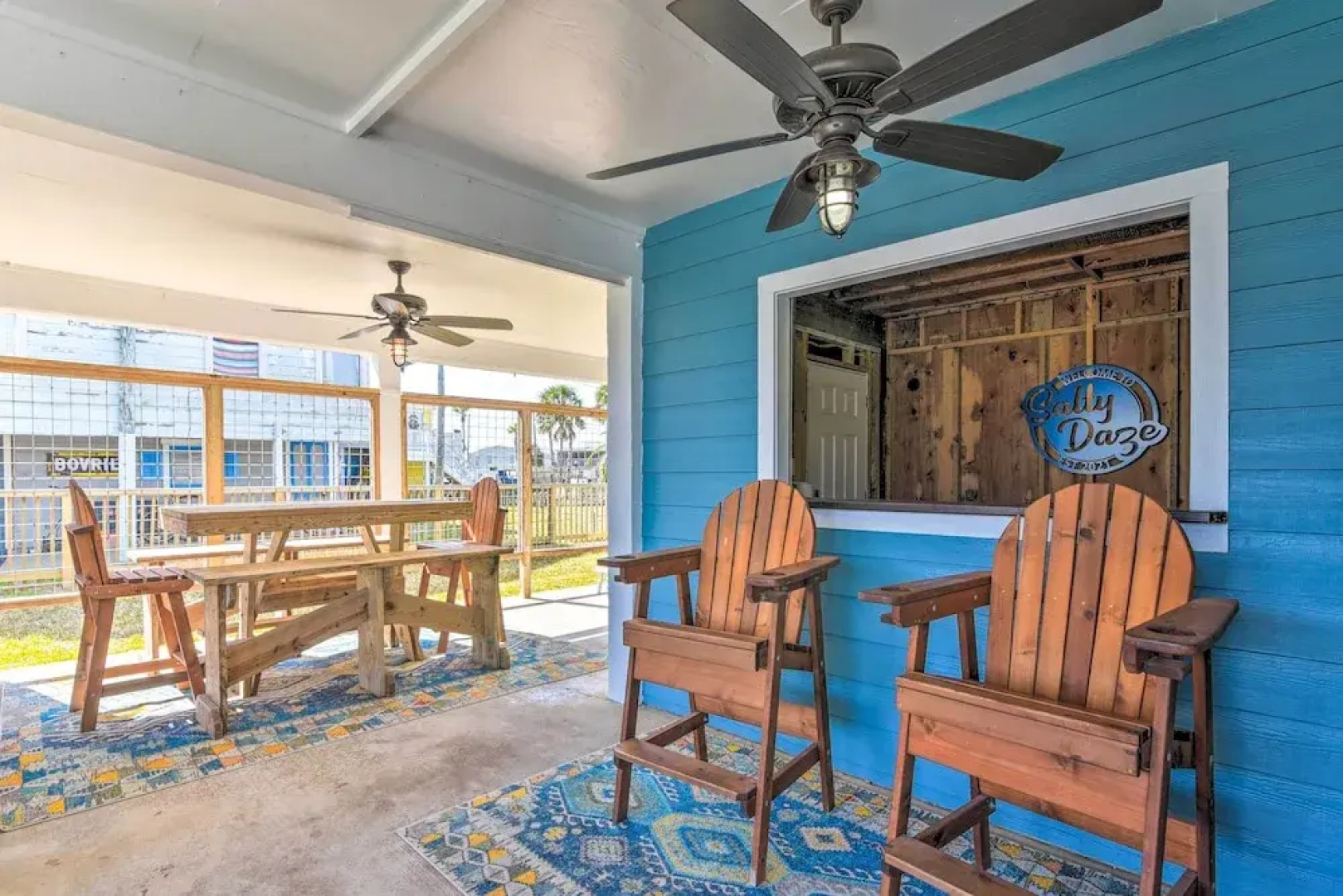 Jamaica Beach Waterfront Getaway: Kayaks & Dock!