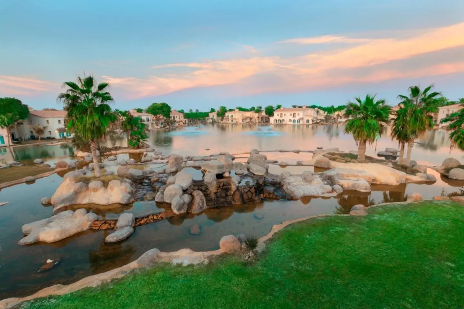 Sunset Beach Resort Marina & Spa