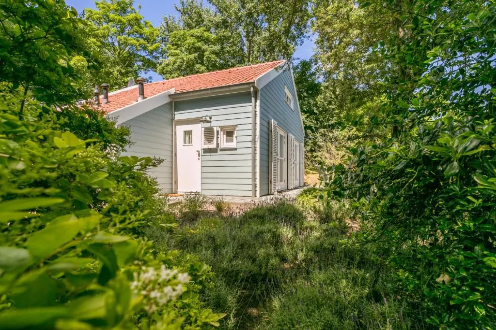 Holiday home Loevesteijn - Ouddorp, garden with terrace, 1000 meters from the beach and dunes - not for companies