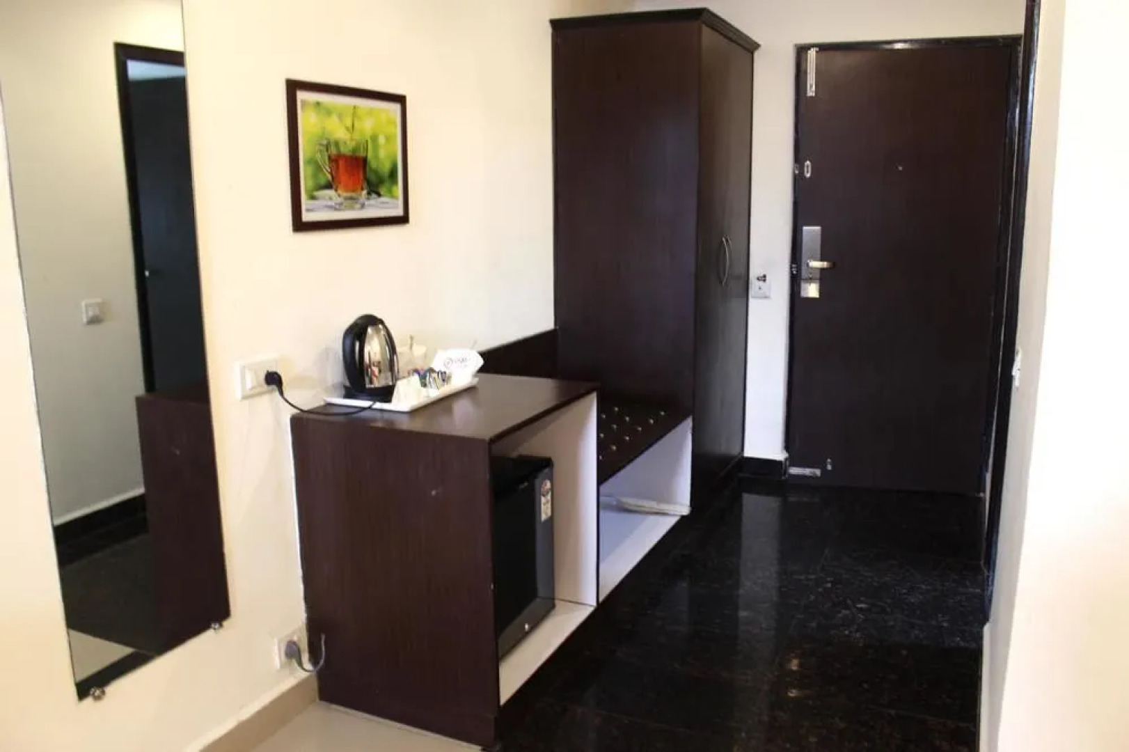 Treebo Trend GK Conifer