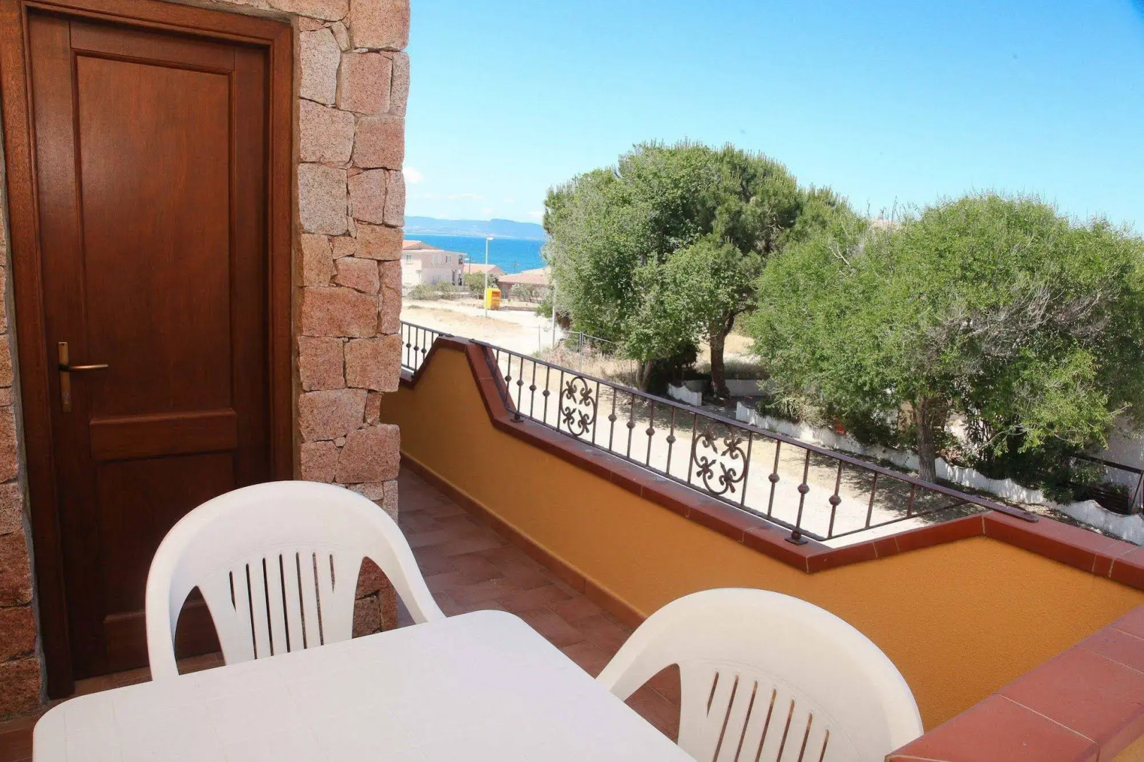 Isola Rossa Borgo Mare - Agenzia Isola Rossa