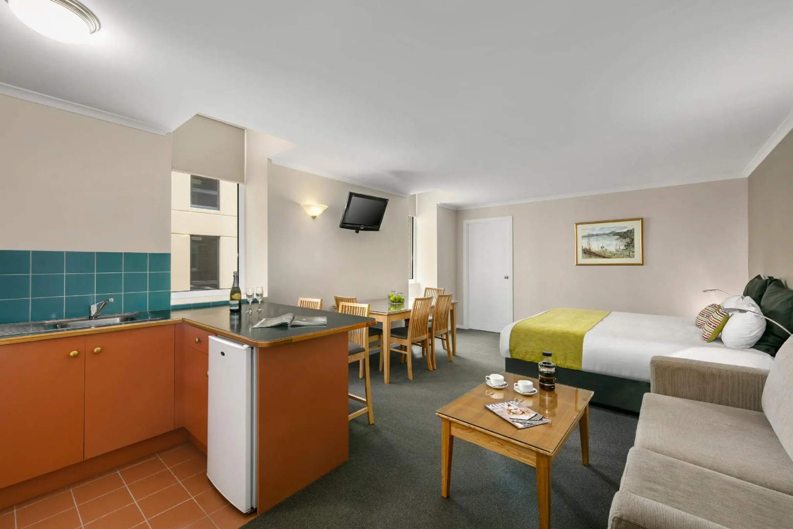Quest Waterfront Apartment Hotel 