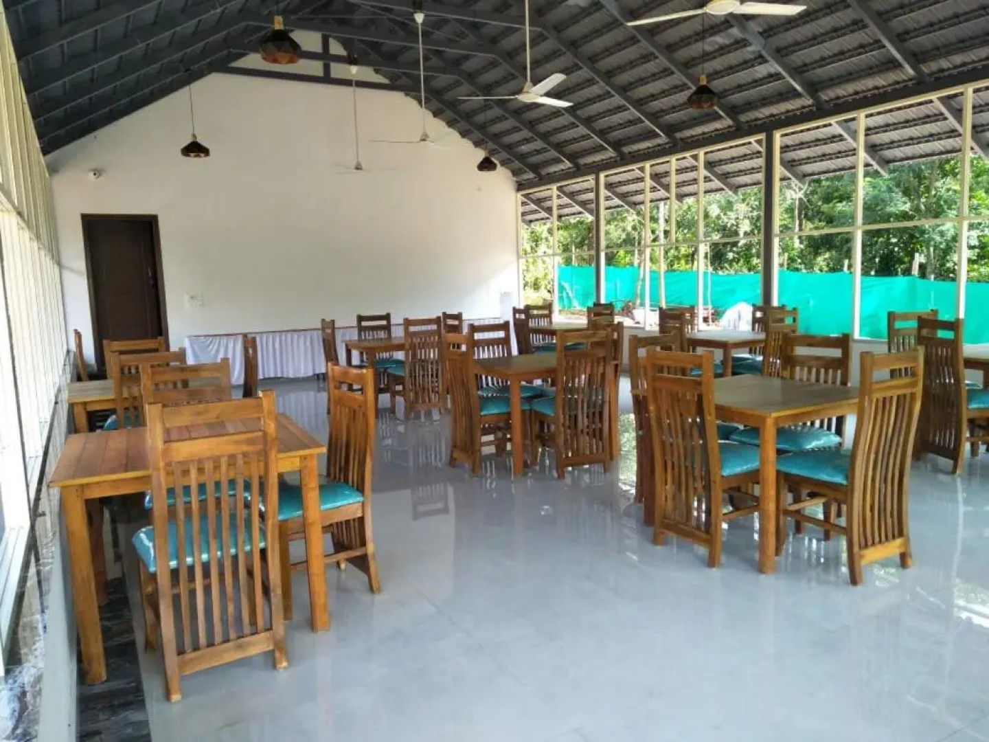 Jadevista Resort & Hotel