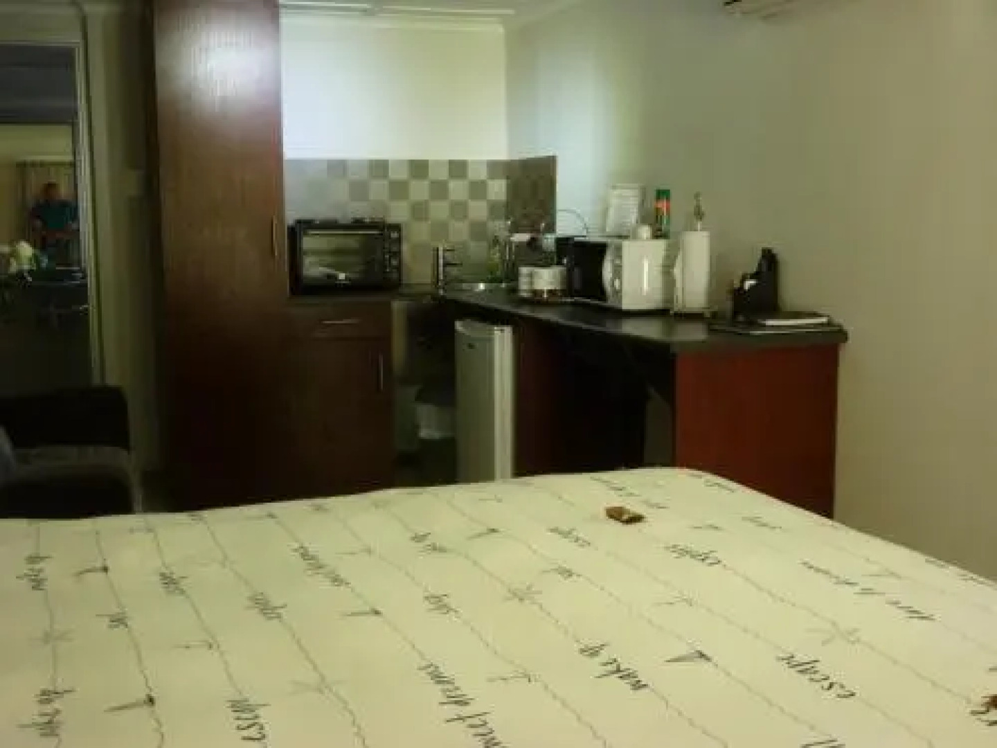 Springbok Apartments