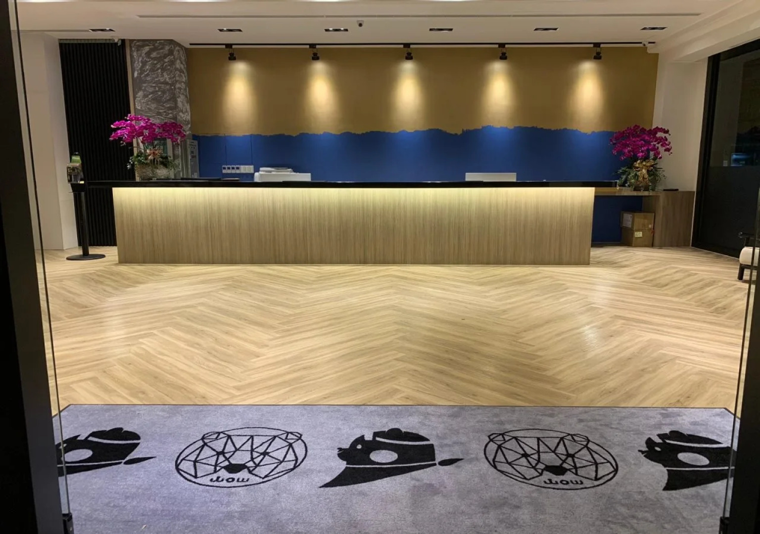 Wow-Happy Hotel Taipei