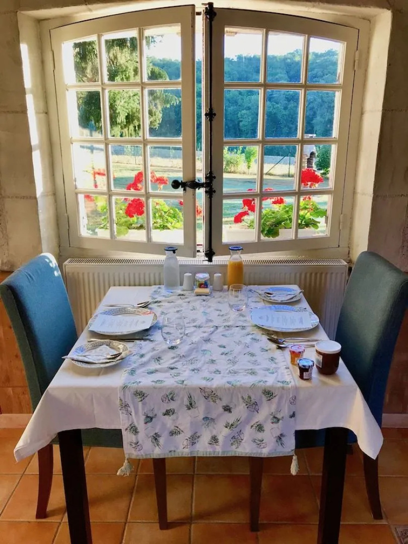 Sans Souci Bed and Breakfast with Restaurant