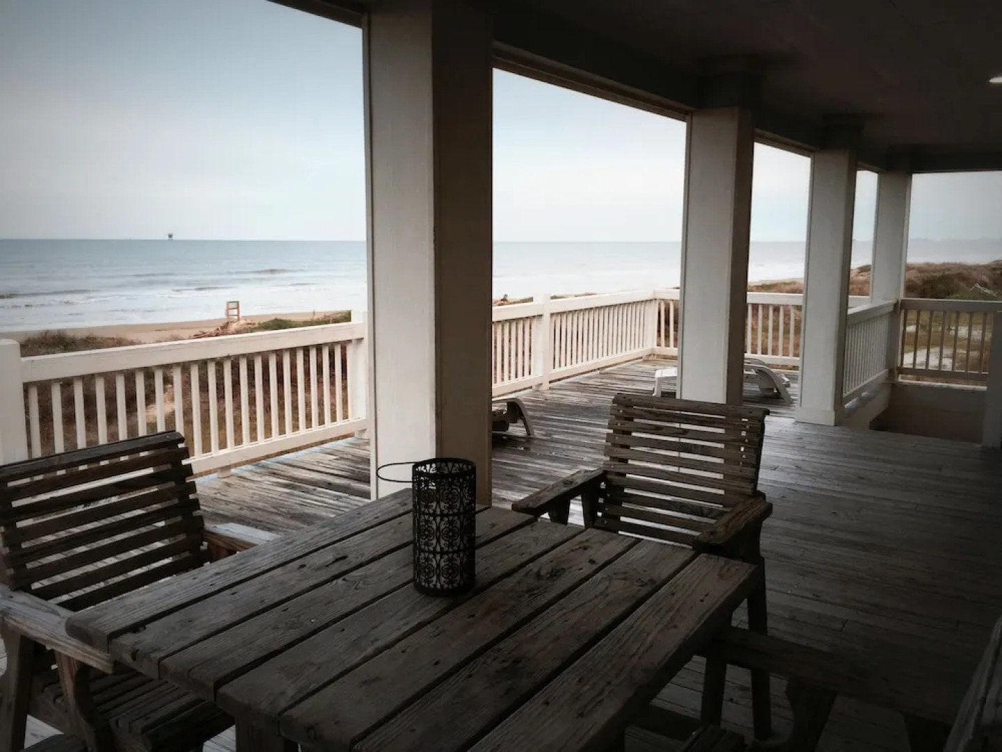 Surf And Sand 4 Bedroom Home by RedAwning