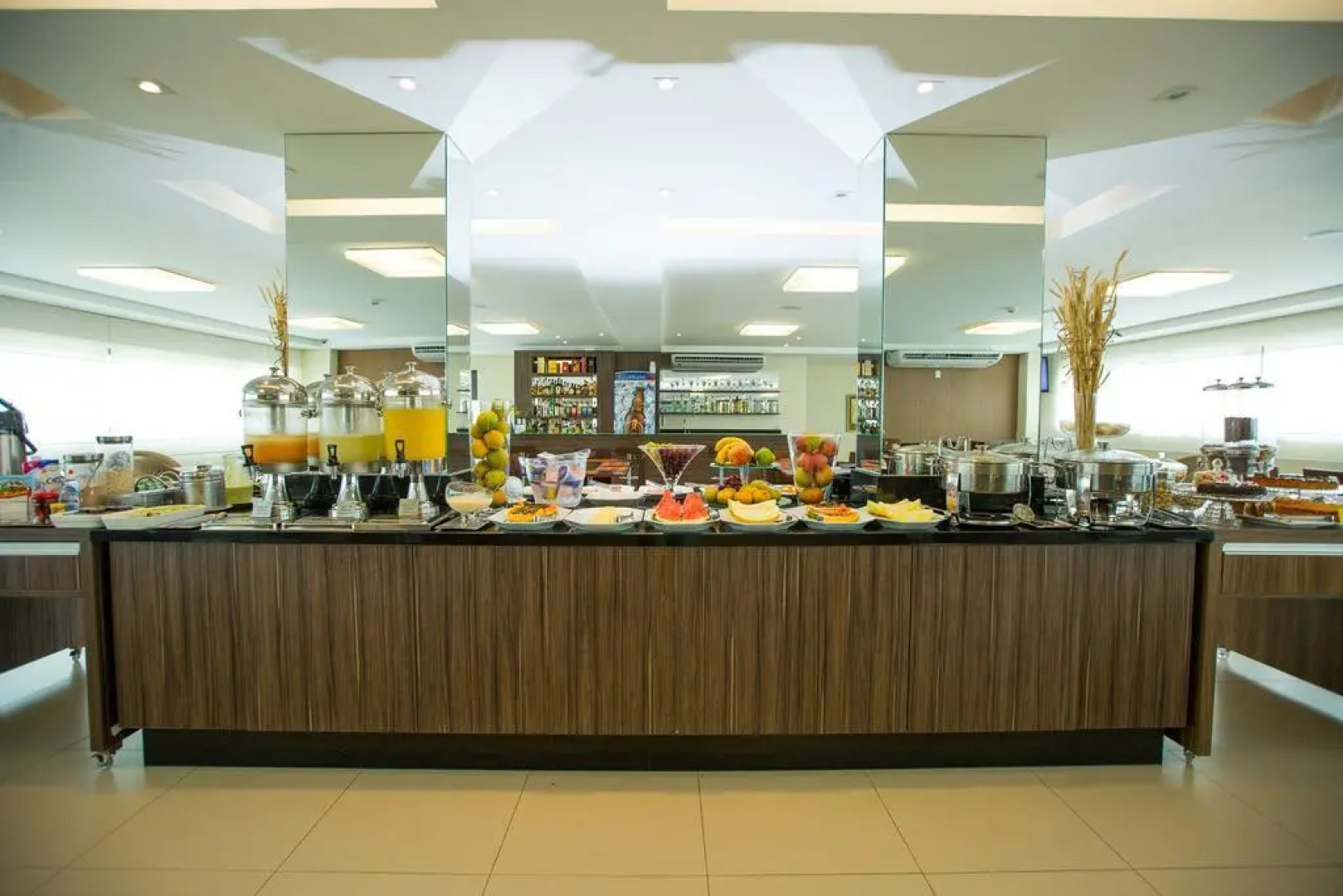 Golden Plaza Hotel