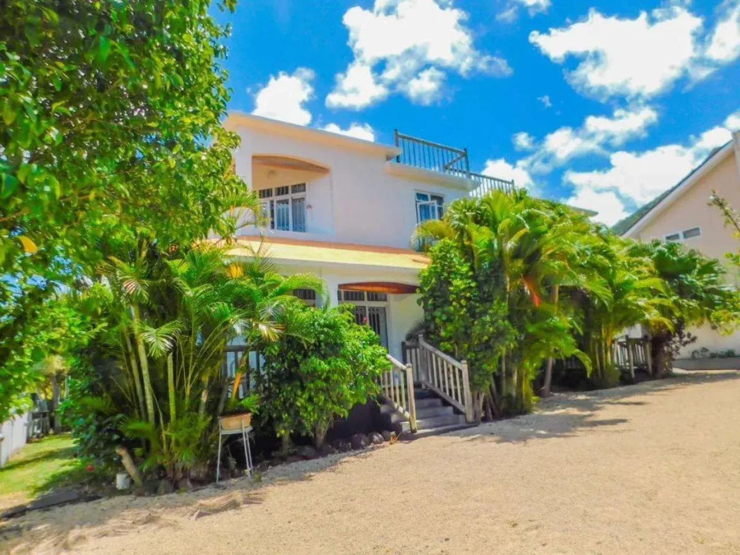 Tulsi Apartment & Studio