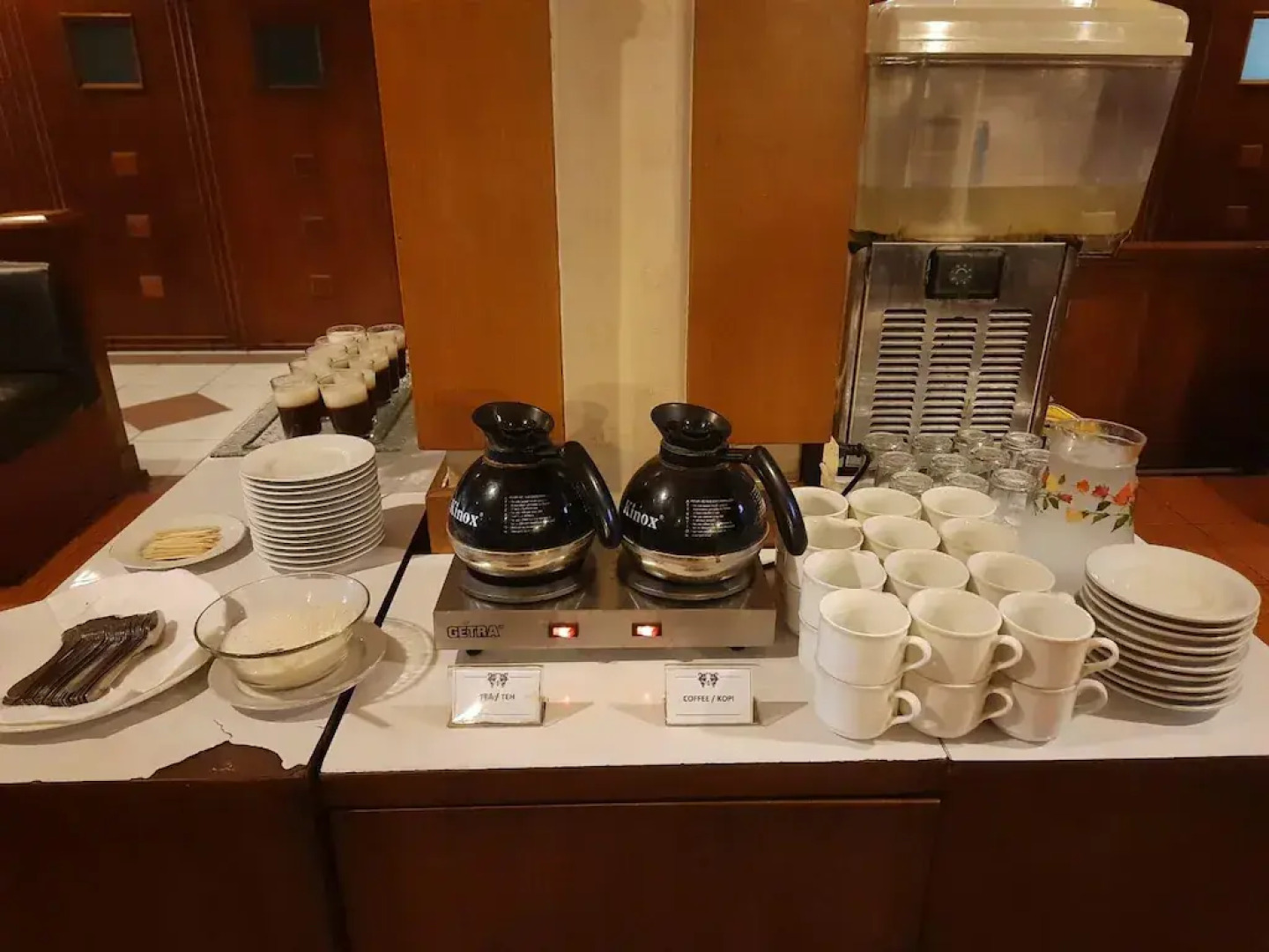 Alexander Hotel  Tegal