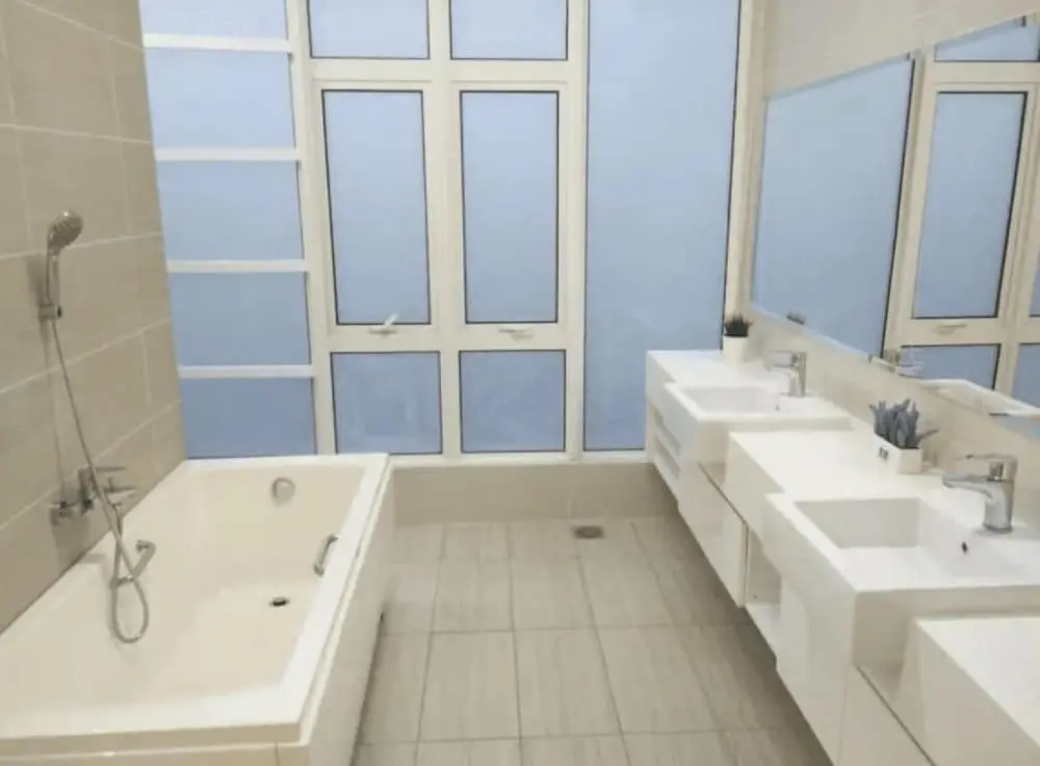 Damansara Foresta Ctmp Home by SYNC